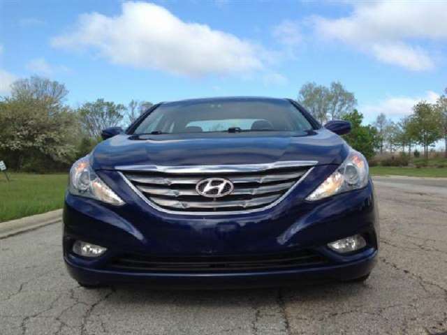 2011 Hyundai Sonata SE 4dr Sedan 6A